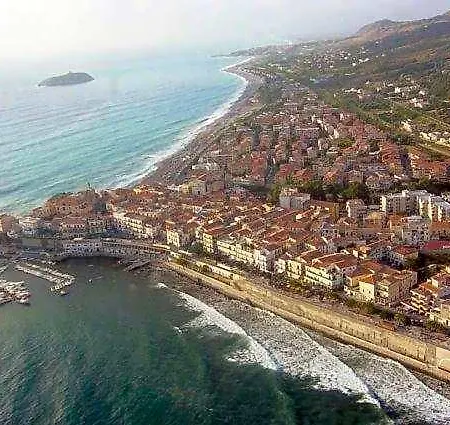 Stella Maris Diamante